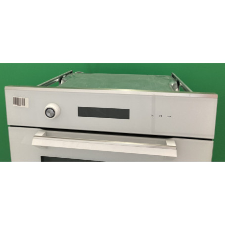 Four DE DIETRICH DOP1140W1
